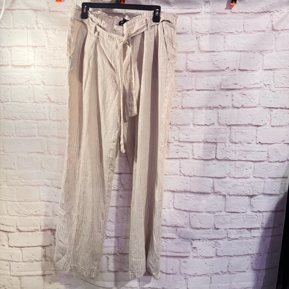 Ellen Tracy khaki/cream striped baggy pants with tie in front 100% linen pockets